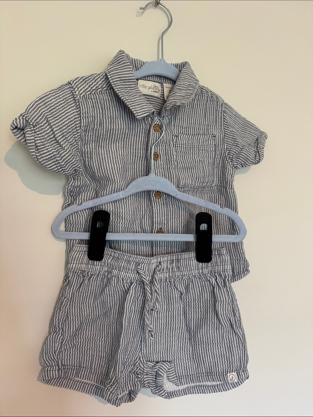 Little Planet by Carters Baby Blue Stripe Shirt & Shorts Set size 18 months